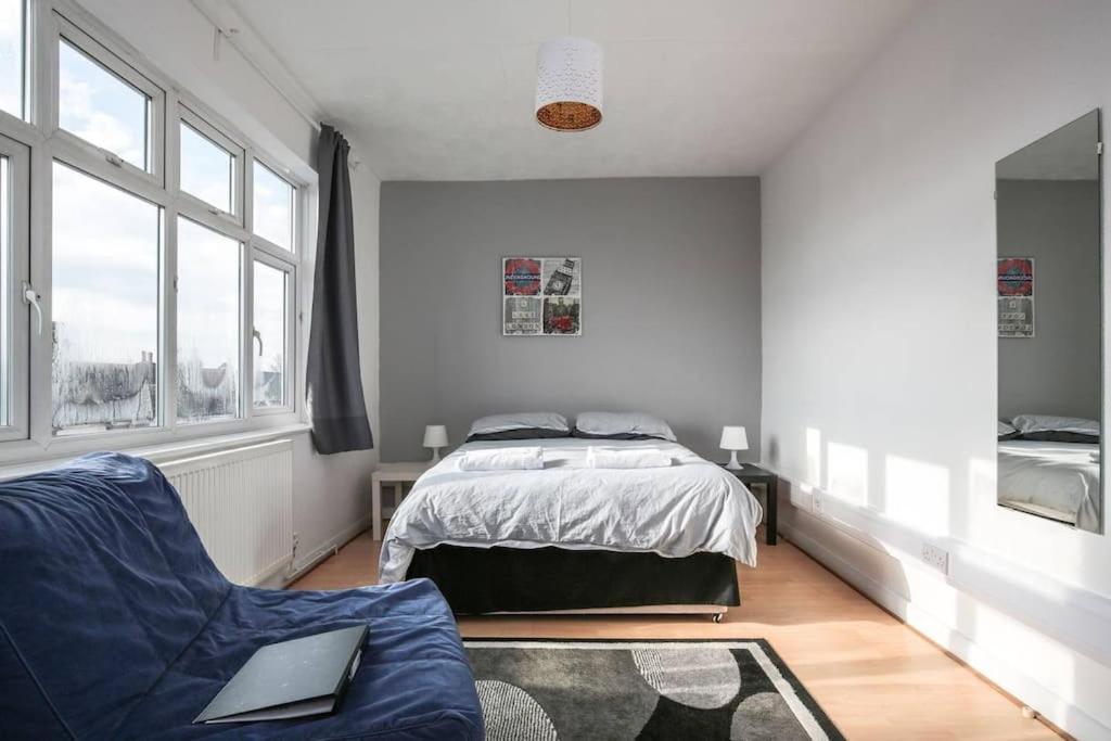 Large Modern Apartment With Garden Sleeps 10 Guests London Kültér fotó